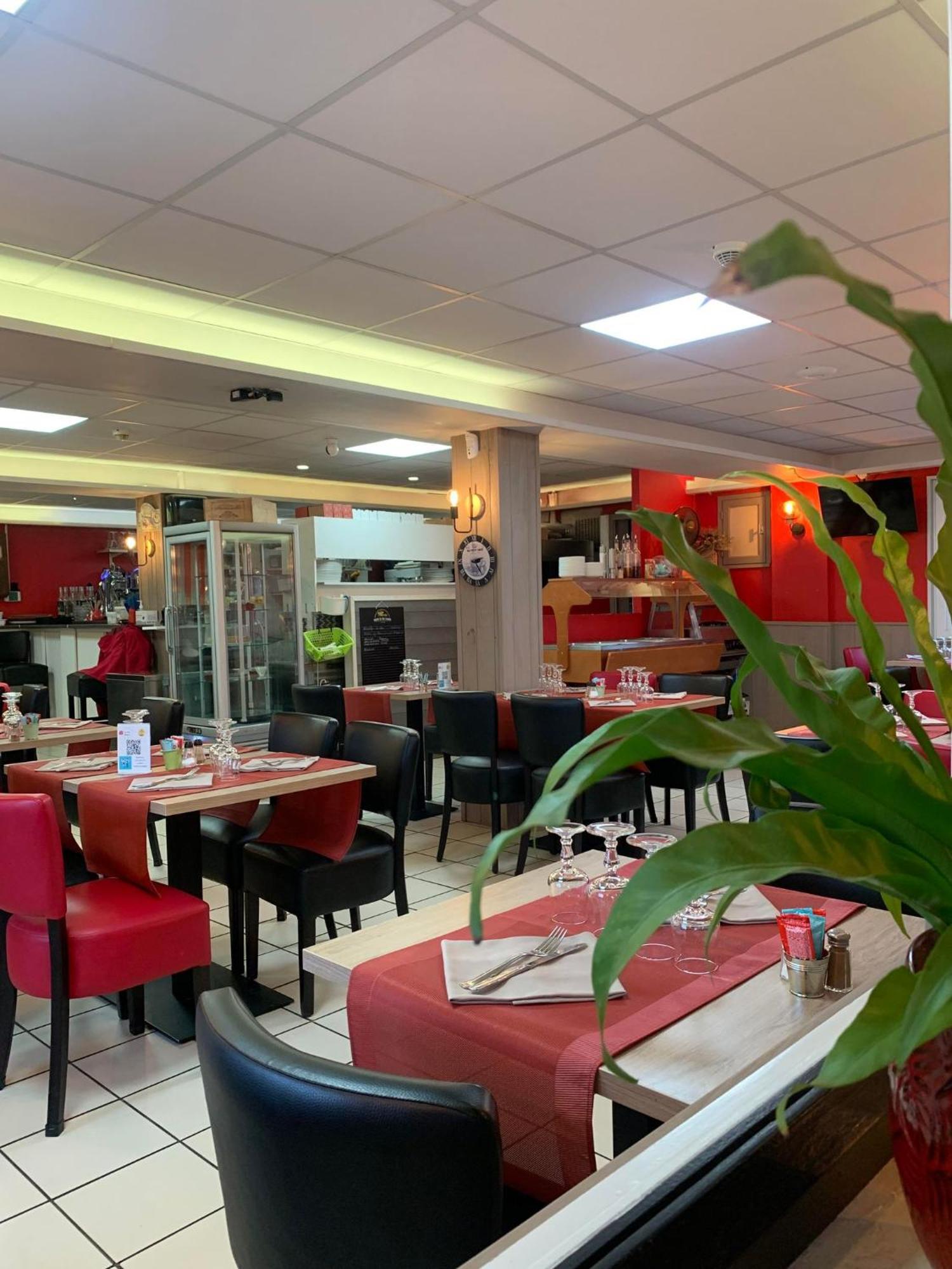 Au Petit Bonheur Otel La Tranche-sur-Mer Dış mekan fotoğraf