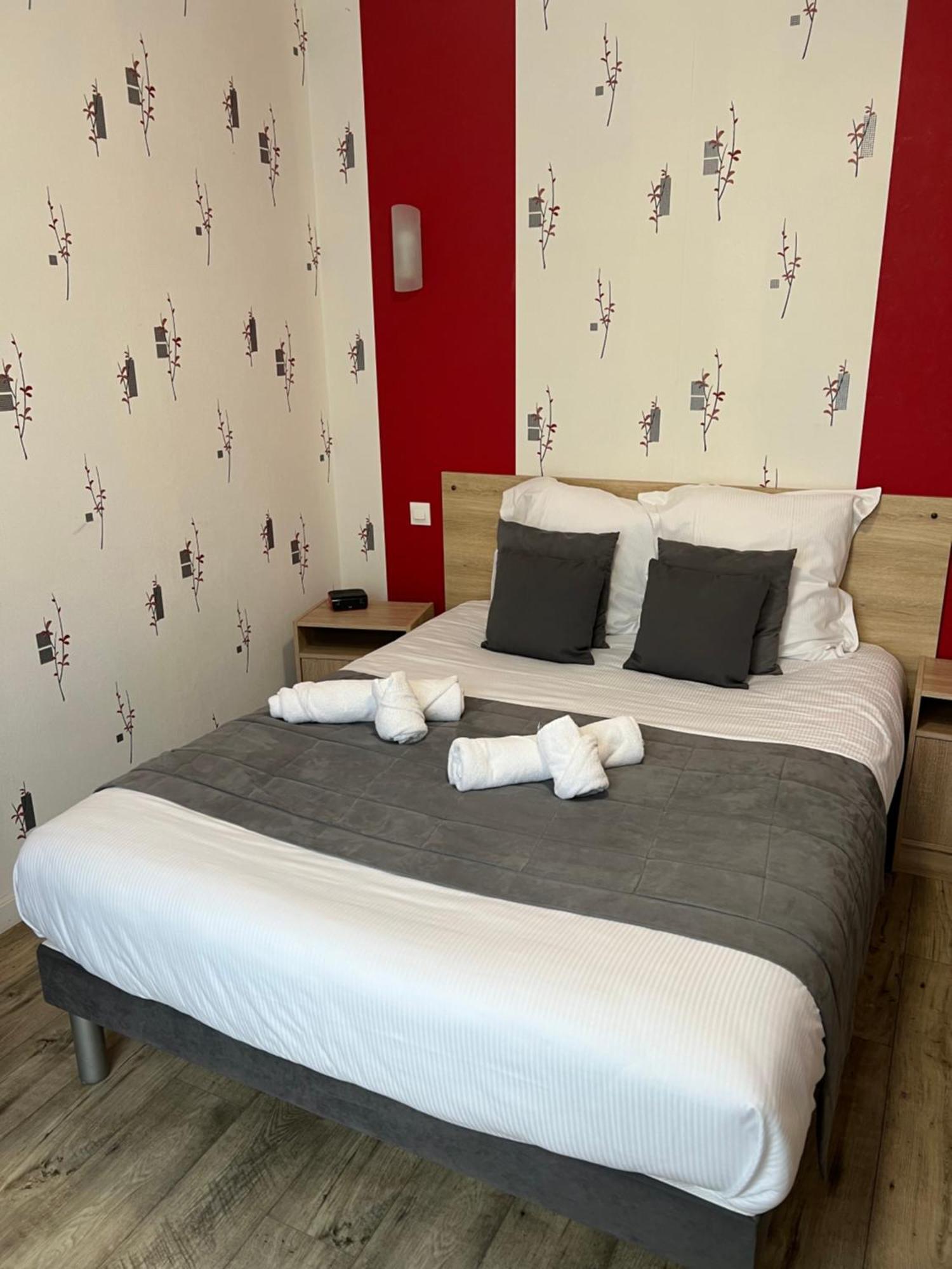 Au Petit Bonheur Otel La Tranche-sur-Mer Dış mekan fotoğraf