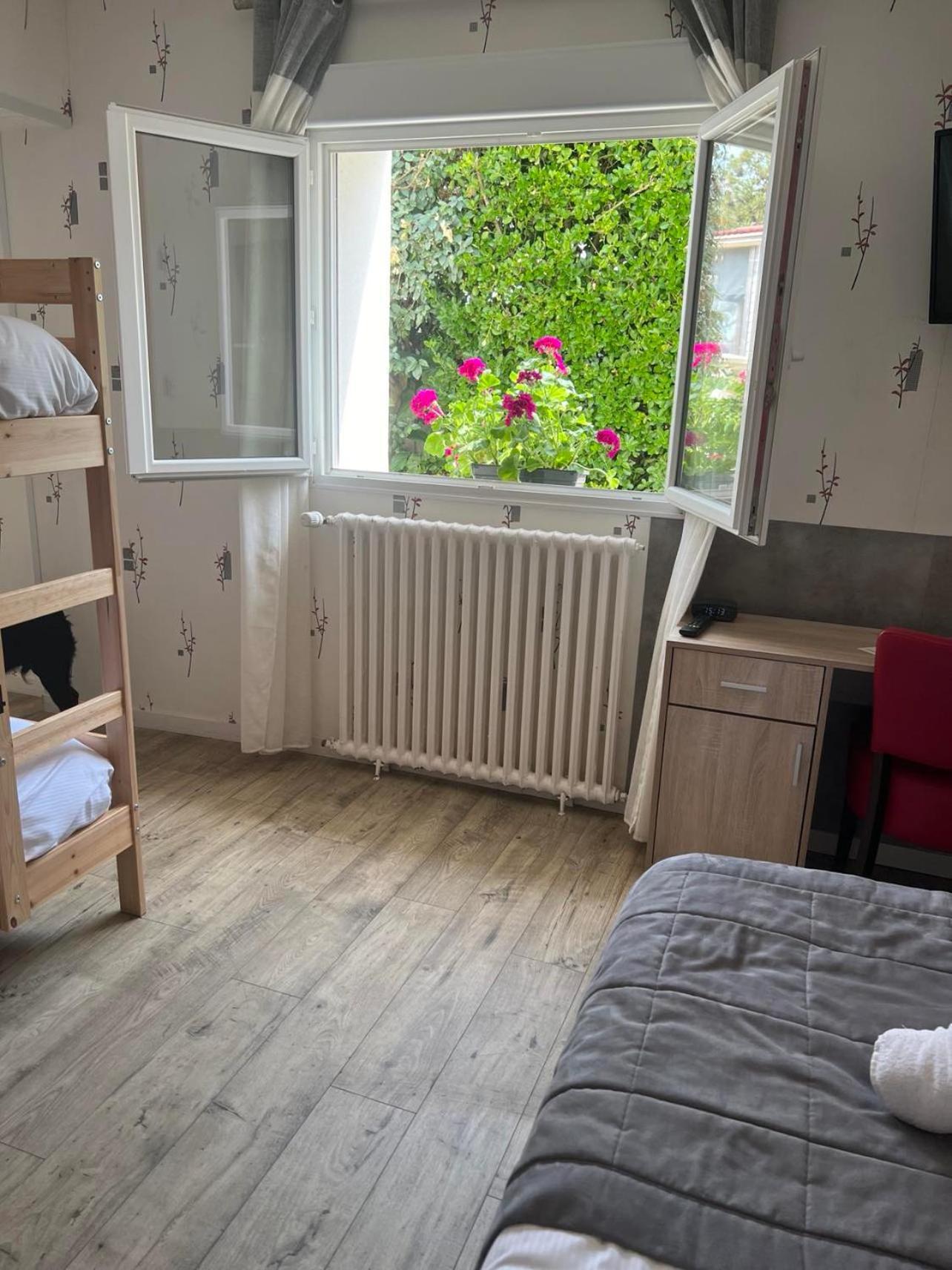 Au Petit Bonheur Otel La Tranche-sur-Mer Dış mekan fotoğraf